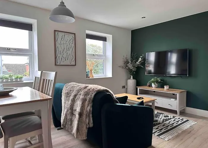 Comfy Modern Apt - Sleeps 4
